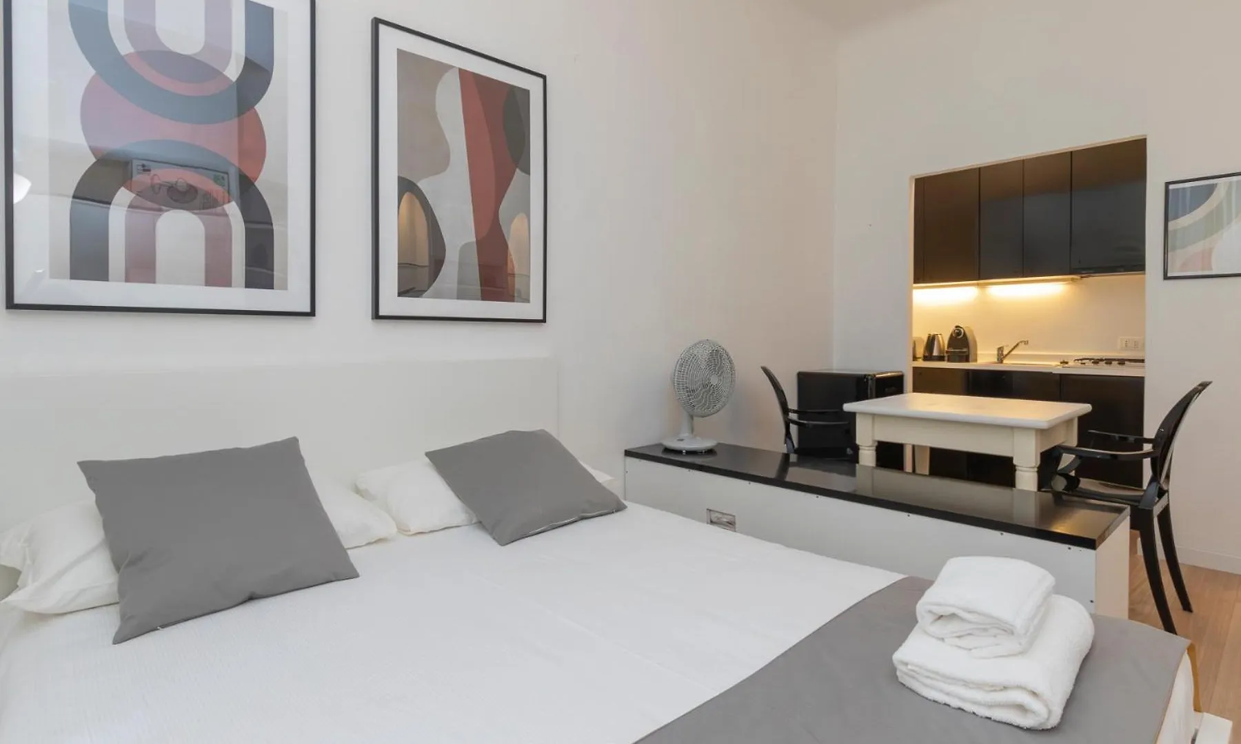Xenia Apartments - Lovely Studio Apartment In Porta Romana Milan