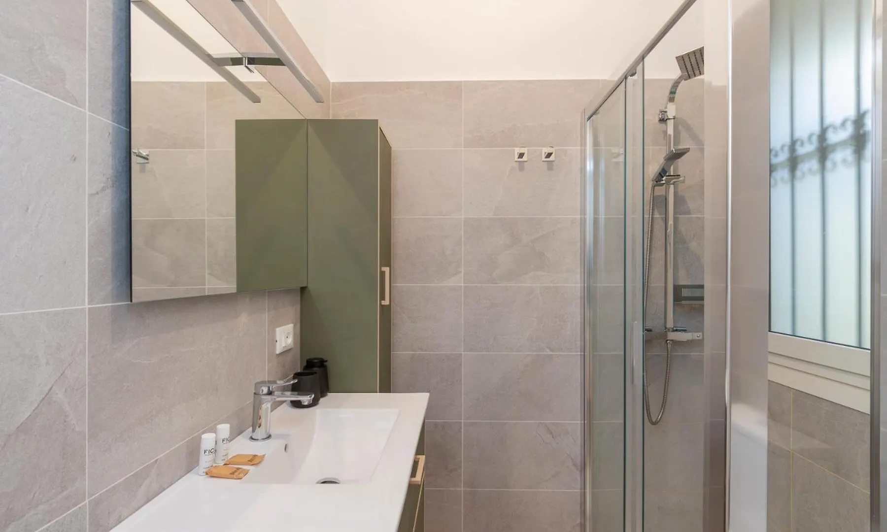 Xenia Apartments - Lovely Studio Apartment In Porta Romana Milan
